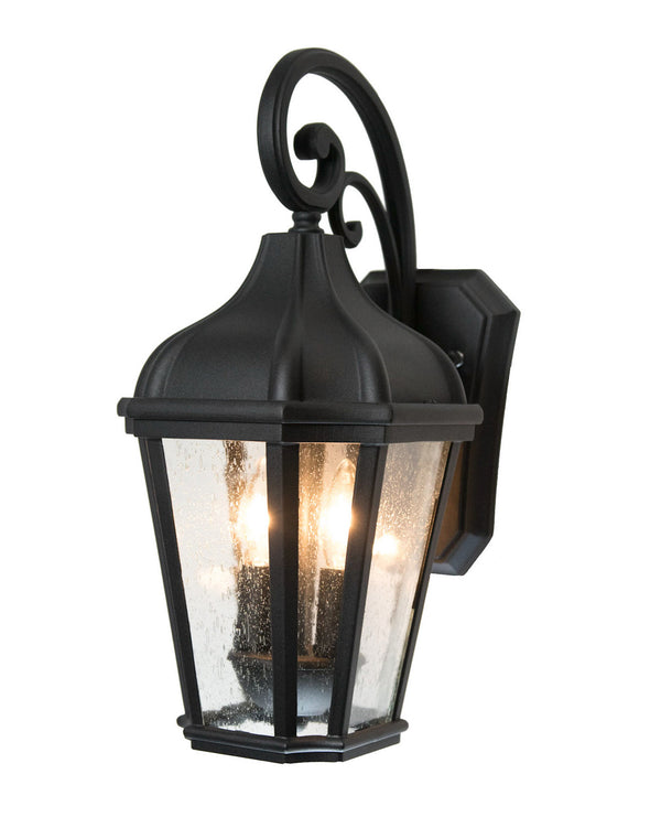 The classic details of the eight sided Belmont wall lantern make for an elegant welcome.